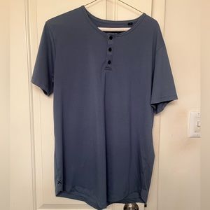 Cuts Clothing Henley curve hem, Color: Vintage, size XL
